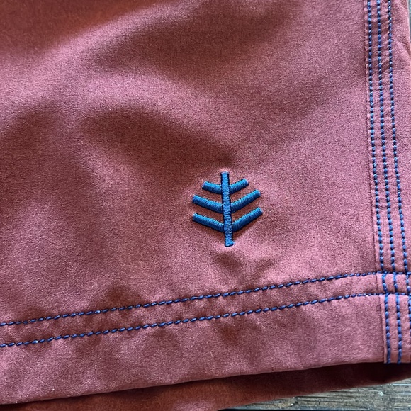 Coolibar Island Swim Trunks in Terracotta Vintage Tropical Stripe in Men’s XXL - Picture 7 of 13